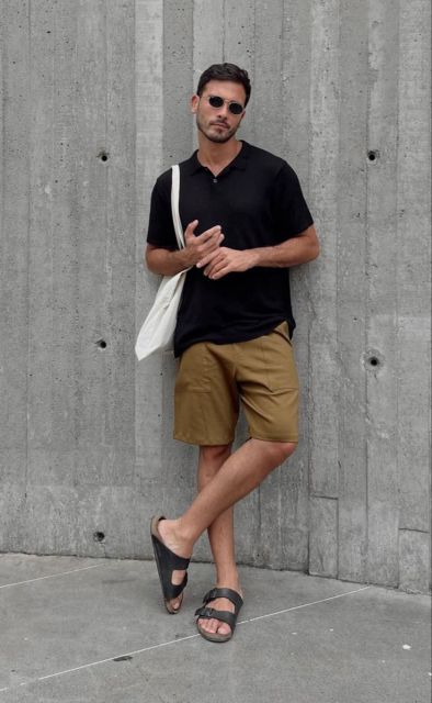 9 Outfit Pria Celana Pendek yang Bikin Santai tapi Tetap Keren! 10