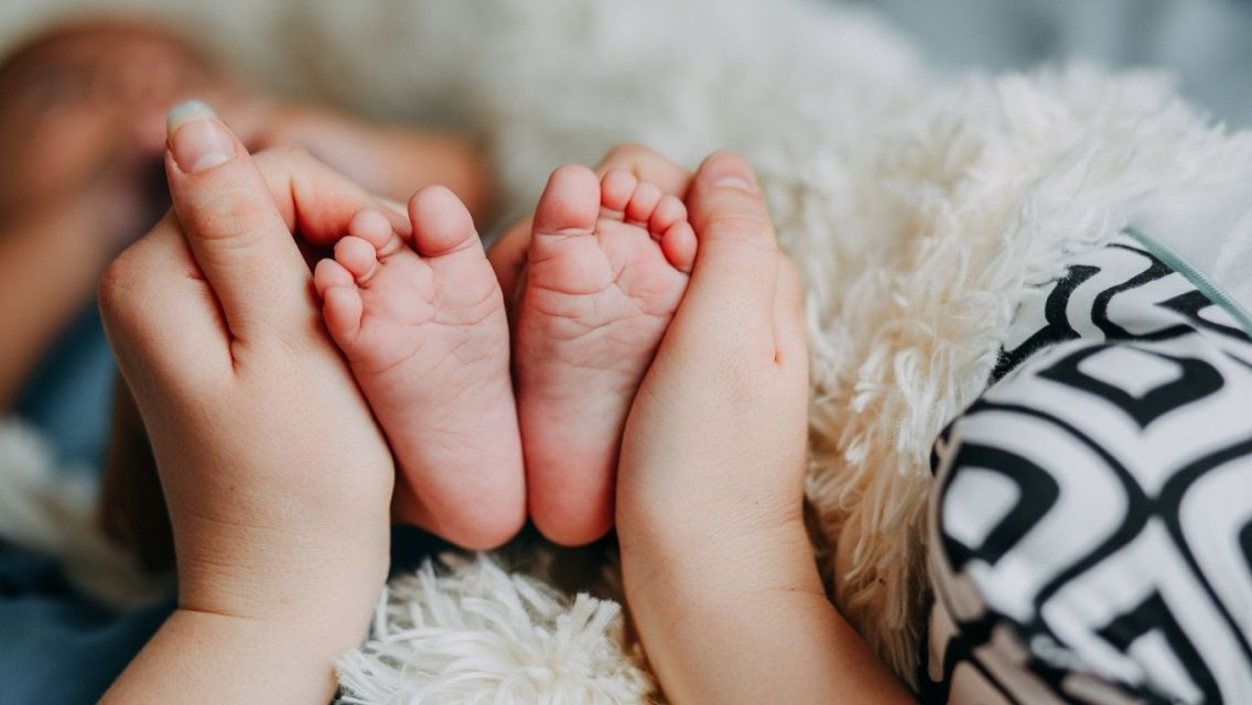 120+ Nama Anak Perempuan Awalan A: Cantik, Bermakna, dan Penuh Doa Positif 8