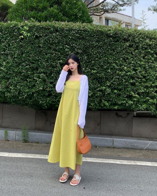 9 Perpaduan Outfit Summer Wanita yang Adem, Stylish, dan Aesthetic! 12