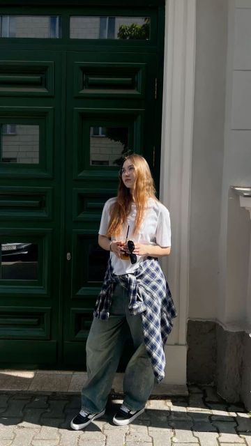 9 Perpaduan Outfit Summer Wanita yang Adem, Stylish, dan Aesthetic! 18