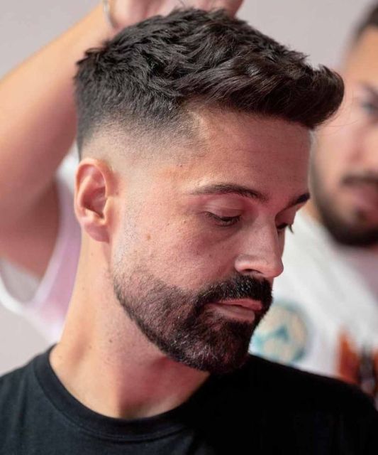 8 Gaya Rambut Pria Botak Depan Agar Tetap Kece dan Pede! 15 short quiff receding hairline