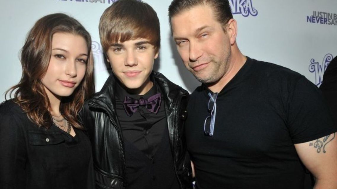 13 Fakta Menarik Perjalanan Cinta Justin Bieber dan Hailey Bieber: Dari Awkward Sampai Jadi “Rumah” Satu Sama Lain 16 Justin dan Hailey(2)