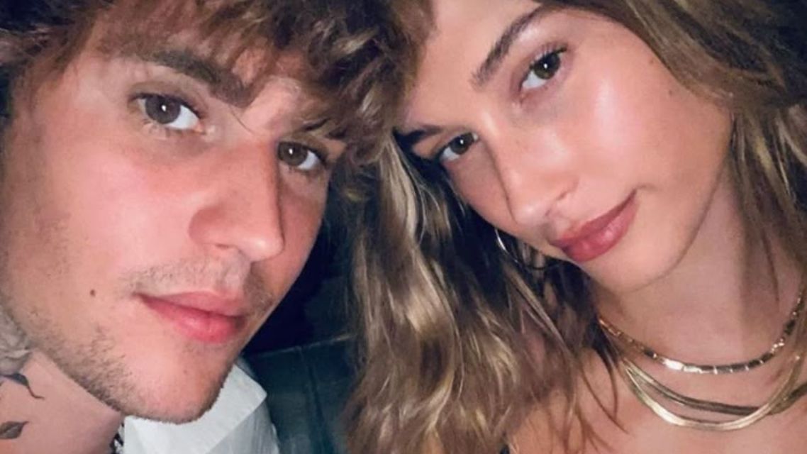 13 Fakta Menarik Perjalanan Cinta Justin Bieber dan Hailey Bieber: Dari Awkward Sampai Jadi “Rumah” Satu Sama Lain 19 Justin dan Hailey (5)
