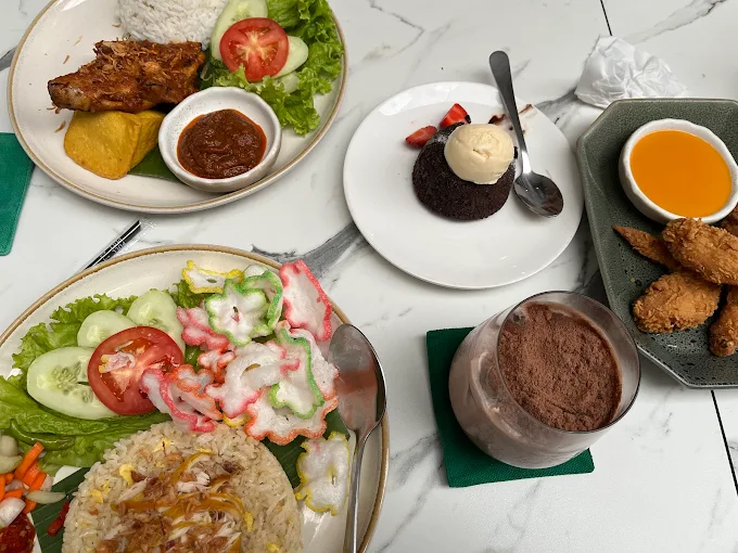 9 Rekomendasi Cafe di Jakarta Barat yang Instagramable 10 hipwee-Cafe di Jakarta Barat yang instagramable Satu Meja Coffee
