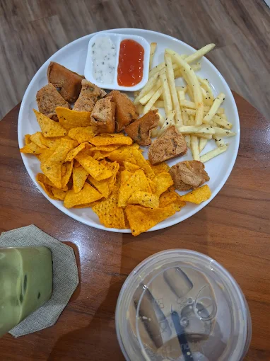 hipwee-Cafe instagramable di Solo Nalla Coffee