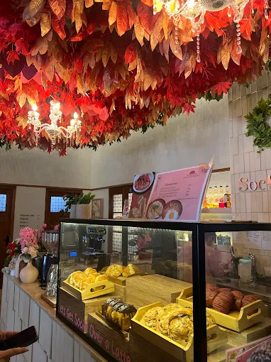 hipwee-Cafe instagramable di Solo Sociallatte coffee & eatery