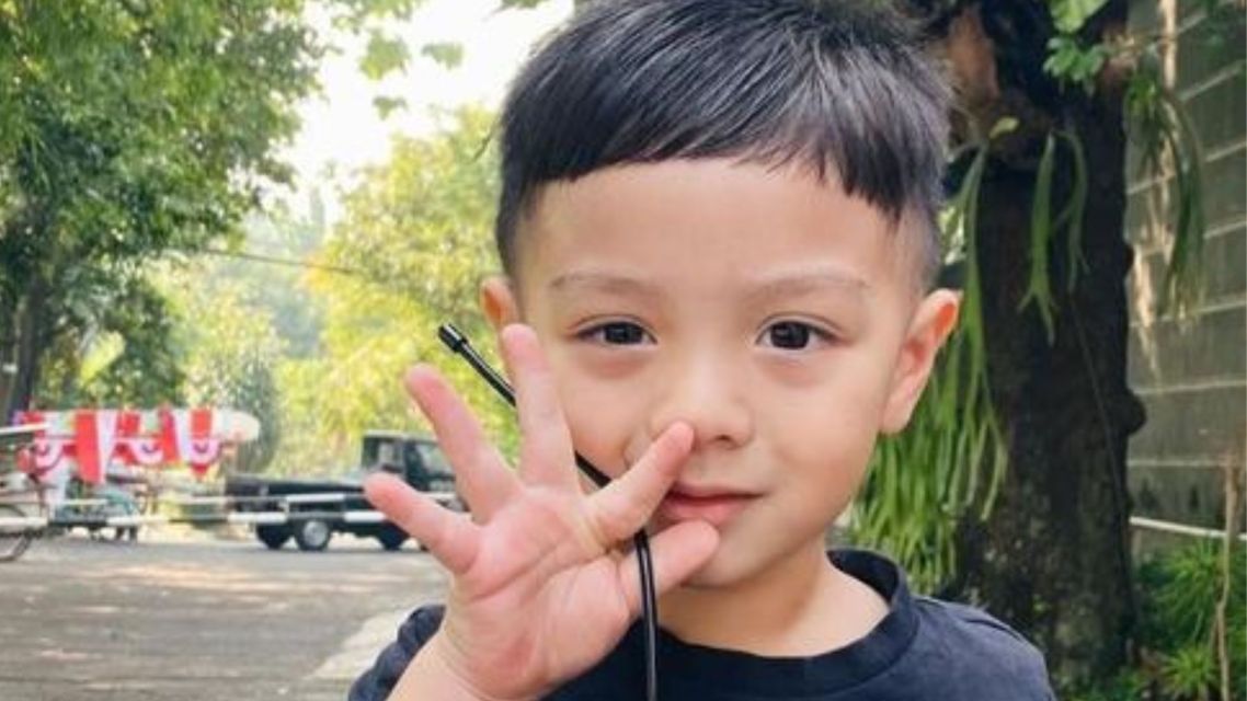 25 Nama Anak Artis Indonesia Paling Unik yang Bikin Netizen Salfok. 44 Nama anak artis indonesia paling unik (18)