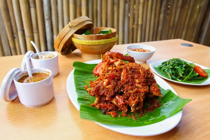 hipwee-Resto Keluarga di Bali Ayam Betutu Ibu Nia Renon Denpasar