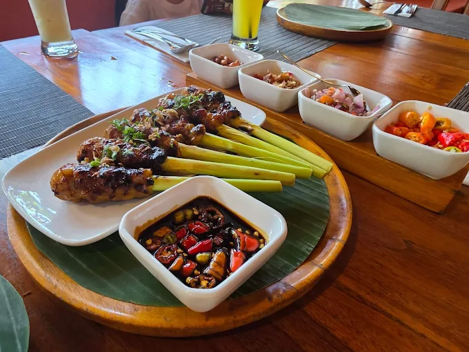 hipwee-Resto keluarga di Bali Raja Bali - Authentic Restaurant
