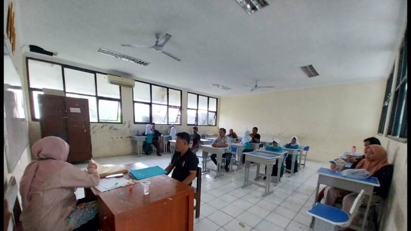6 Contoh Sambutan Wali Kelas saat Pembagian Rapor yang Sopan, Hangat, dan Nggak Kaku 9 hipwee-Sambutan wali kelas saat pembagian rapor