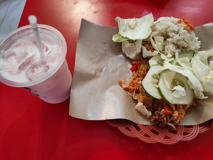 hipwee-Tempat makan murah di Malang Ayam Geprek & Susu
