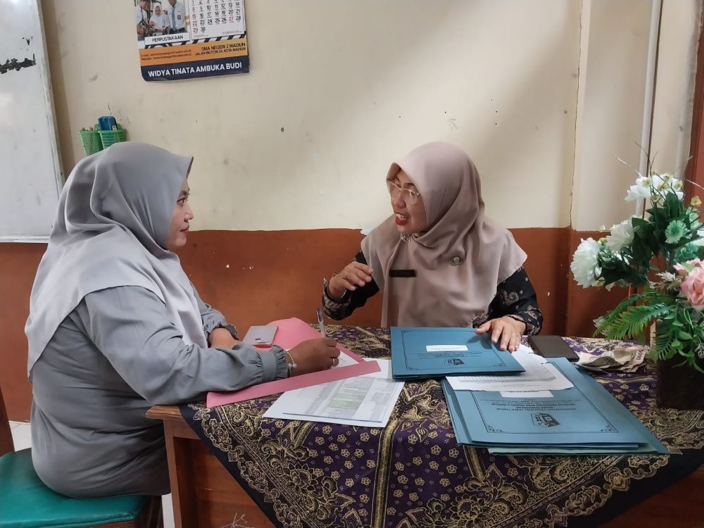 6 Contoh Sambutan Wali Kelas saat Pembagian Rapor yang Sopan, Hangat, dan Nggak Kaku 10 hipwee-sambutan wali kelas saat pembagian rapor