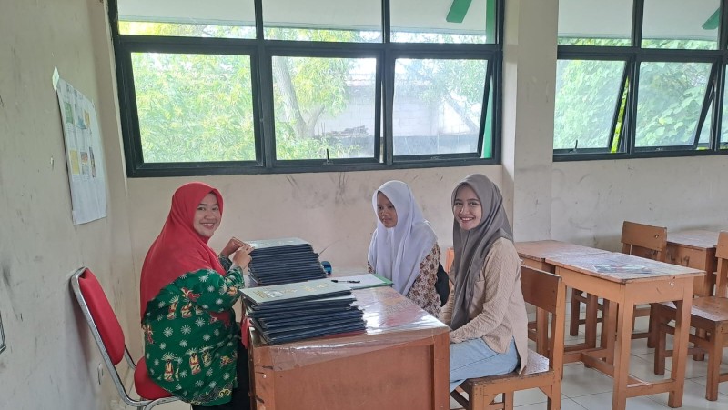 6 Contoh Sambutan Wali Kelas saat Pembagian Rapor yang Sopan, Hangat, dan Nggak Kaku 7 hipwee-sambutan wali kelas saat pembagian rapor