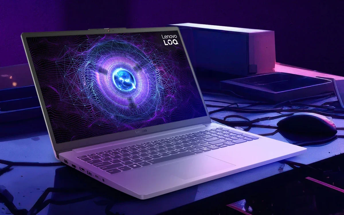 hipwee-Lenovo LOQ Essential