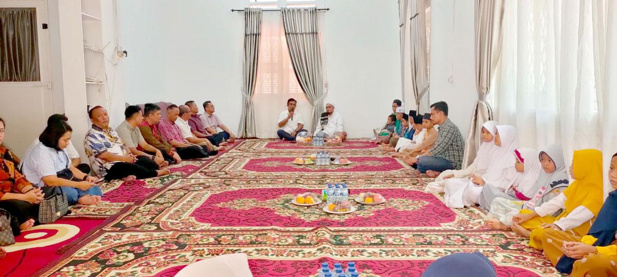 5 Contoh Undangan Syukuran Rumah untuk Keluarga, Tetangga, dan Teman 6 hipwee-syukuran-rumah_
