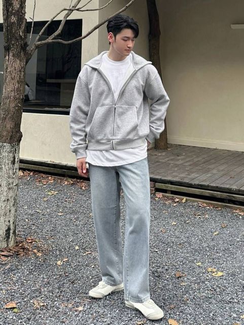 7 Outfit Kuliah Pria yang Stylish, Simpel & Nyaman Dipakai 12 zip up hoodie dan straight jeans
