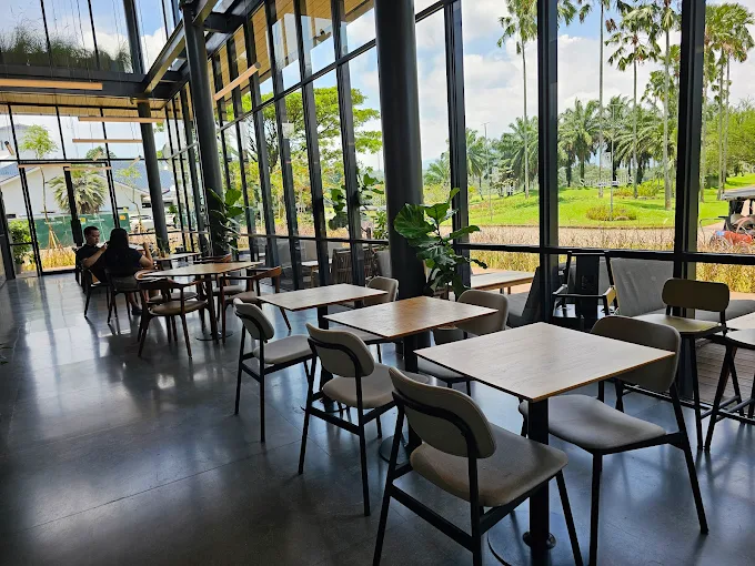7 Tempat Nongkrong di Sentul View Bagus, PAS Buat Healing! 13 1/15 coffee sequoia hills sentul