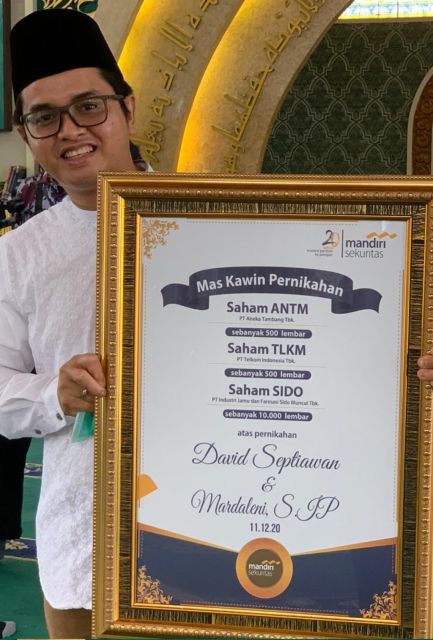 8 Contoh Mahar Pernikahan yang Bermanfaat dan Berkesan 12 hipwee-Contoh mahar pernikahan saham