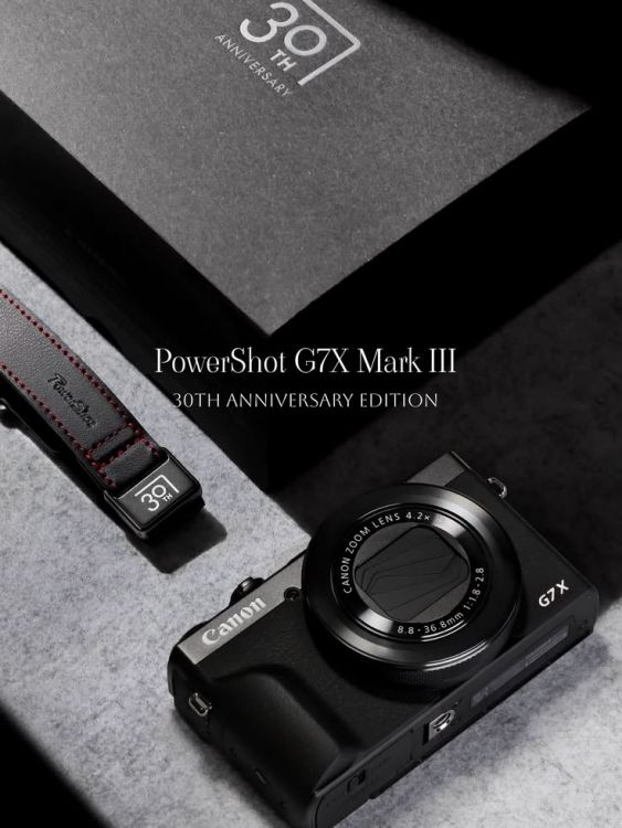 6 Kamera Pocket Terbaik yang Dijual di Indonesia, dari Budget Receh sampai Sultan! 12 hipwee-Kamera Pocket terbaik Canon Powershot GX7 M III