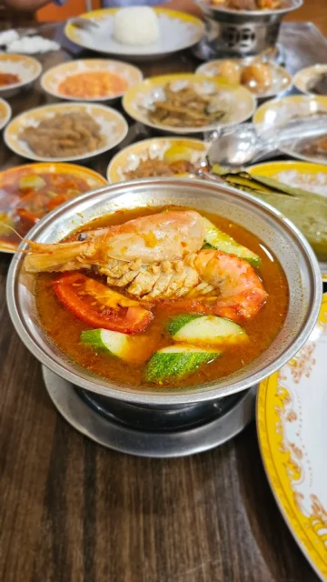 9 Tempat Makan Keluarga di Palembang yang Nyaman, Enak, dan Ramah Anak 15 hipwee-Tempat makan keluarga di Palembang Sarinande Tempo Doeloe
