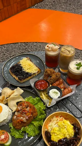 8 Tempat Nongkrong di Bekasi yang Cozy, Estetik, dan Cocok Buat Ngobrol Lama 12 hipwee-Tempat nongkrong di Bekasi Dusty Coffee Pekayon