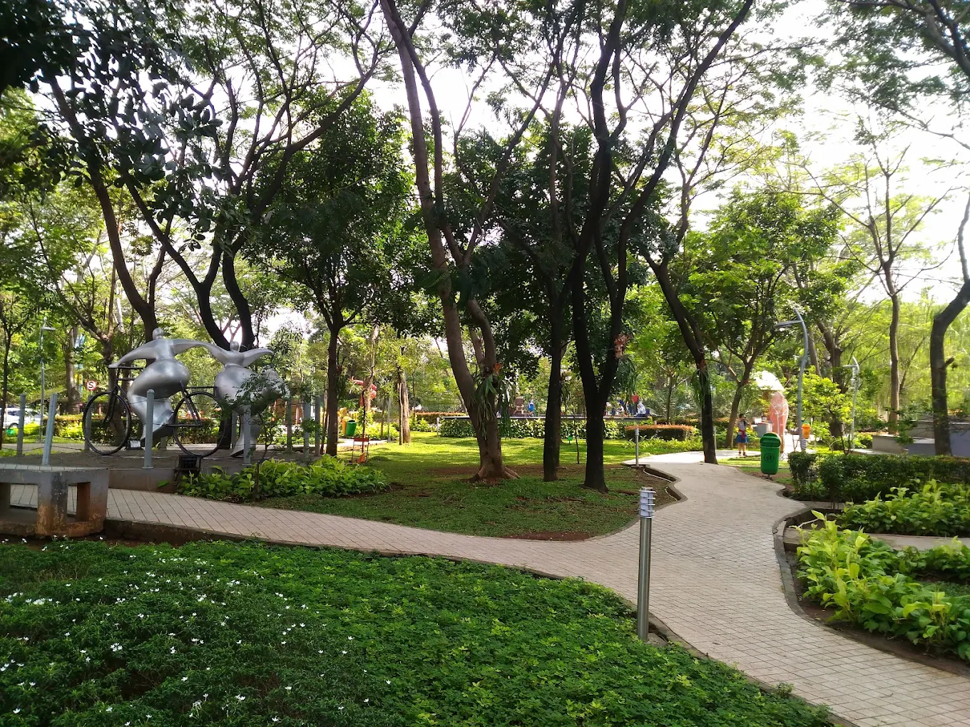 6 Tempat Wisata Tangerang Murah Meriah yang Cocok untuk Liburan Akhir Pekan 11 hipwee-Tempat wisata Tangerang murah meriah Taman Potret
