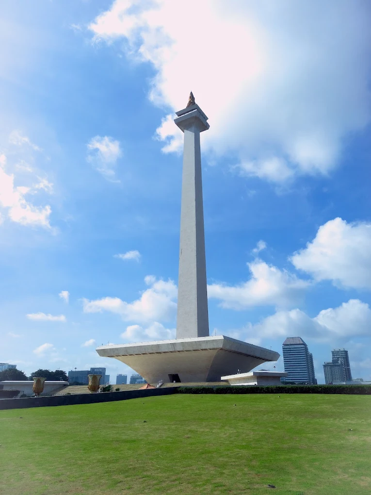 10 Tempat Wisata Gratis di Jakarta, Cocok untuk Jalan-Jalan Hemat saat Akhir Pekan 12 hipwee-Tempat wisata gratis di Jakarta Monas