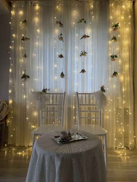 10 Backdrop Lamaran Simpel & Aesthetic yang Bikin Momen Makin Spesial 18