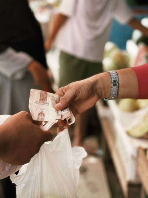 6 Cara Hidup Hemat untuk Anak Kost yang Realistis dan Mudah Diterapkan 9 hipwee-cara hidup hemat daftar belanja