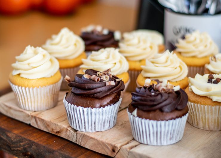 10 Snack Ulang Tahun Anak yang Enak dan Praktis Disajikan 19 cupcake