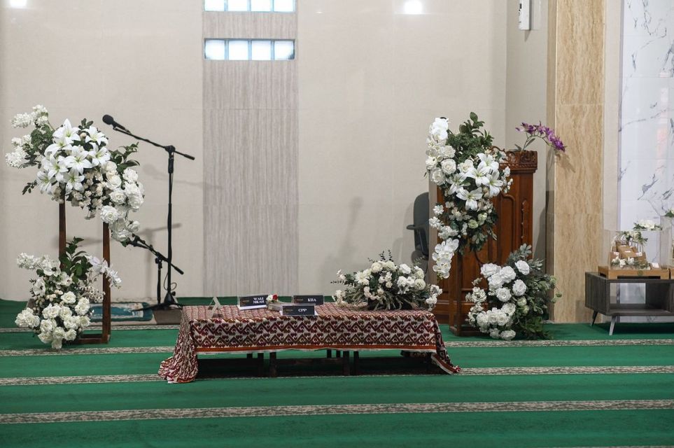 9 Ide Dekorasi Akad Nikah Paling Bagus, Bisa Disesuaikan dengan Tempat Acara 15