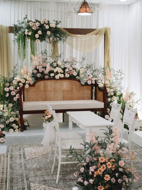 9 Ide Dekorasi Akad Nikah Paling Bagus, Bisa Disesuaikan dengan Tempat Acara 13