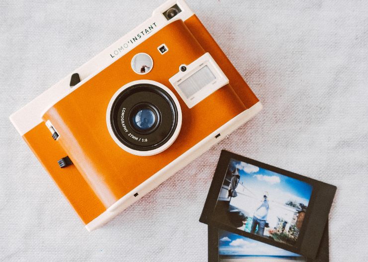 Ide Kado untuk Anak Perempuan 12 Tahun yang Bermanfaat 12 instant camera