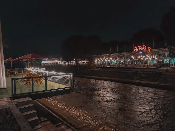 7 Tempat Nongkrong di Sentul View Bagus, PAS Buat Healing! 12 kopi tubing sentul