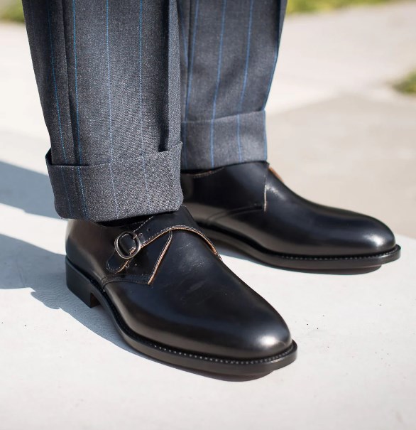 7 Jenis Sepatu Pengantin Pria Elegan untuk Hari Pernikahan 10 monk strap shoes