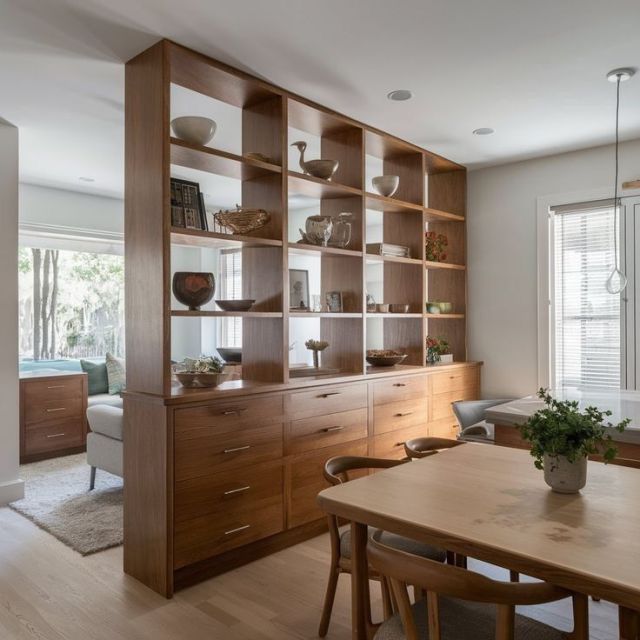10 Sekat Ruang Tamu Minimalis yang Estetik dan Fungsional 12 open display cabinet living room