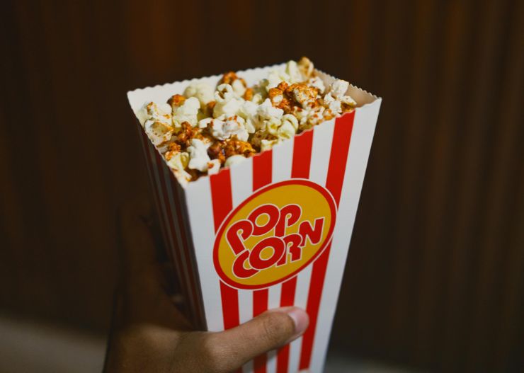10 Snack Ulang Tahun Anak yang Enak dan Praktis Disajikan 15 popcorn