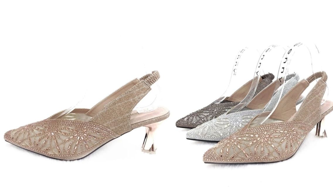 9 Sepatu Pengantin Wanita yang Cantik dan Cocok Buat Berbagai Konsep Wedding 17
