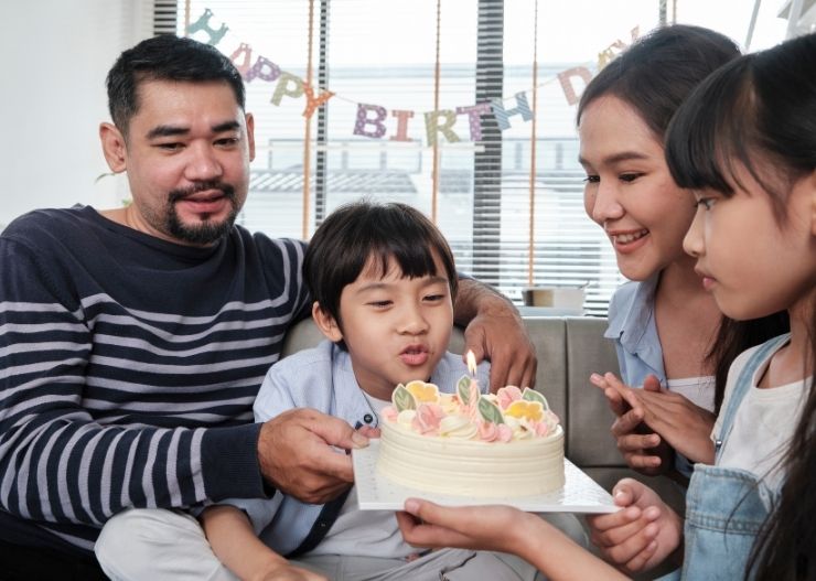 30 Ucapan Selamat Ulang Tahun untuk Anak Laki-Laki Berkesan 6 ucapan selamat ulang tahun anak laki laki bahasa inggris
