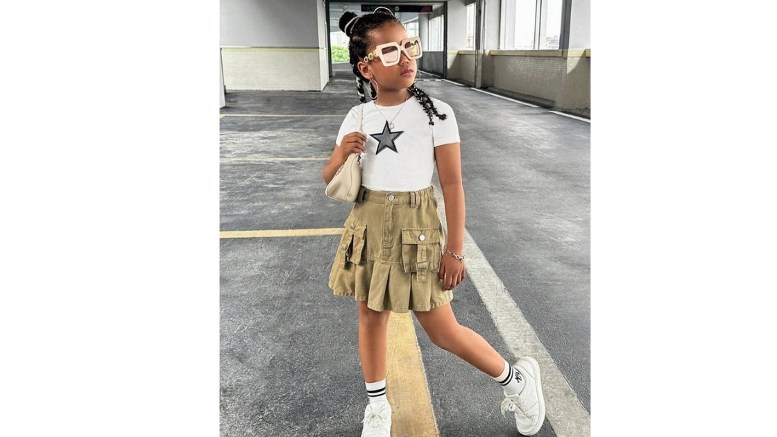 15 Model Baju Anak Perempuan Umur 6 Tahun Gemas & Anti Ribet 28 Model baju anak perempuan umur 6 tahun (12)