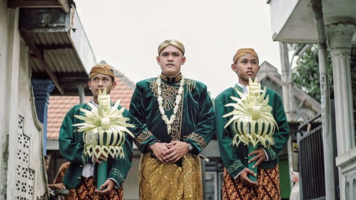 15 Prosesi Pernikahan Adat Jawa yang Sakral, Sarat Makna, dan Filosofis. 23 Prosesi dan Makna pernikahan Adat Jawa (7)