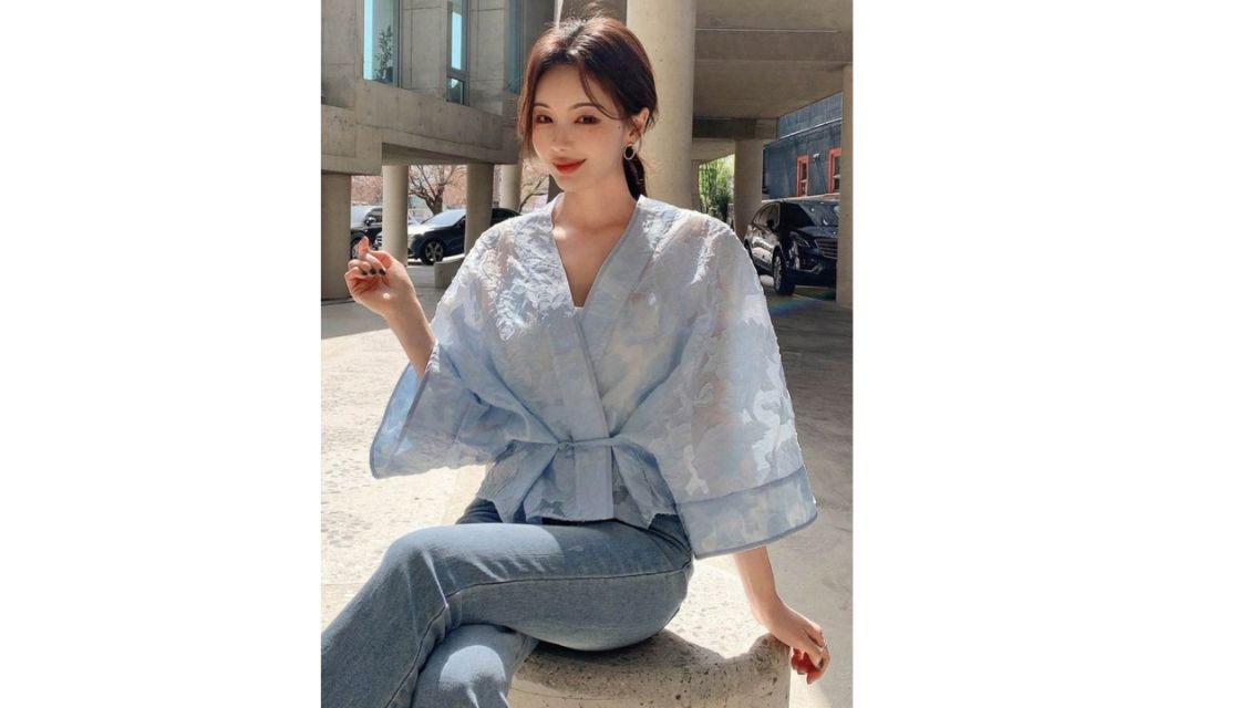 Wajib Tahu! 23 Nama Blouse Wanita di Pencarian Olshop Biar Nggak Salah Cari 38 Nama blouse wanita di pencarian olshop (15)