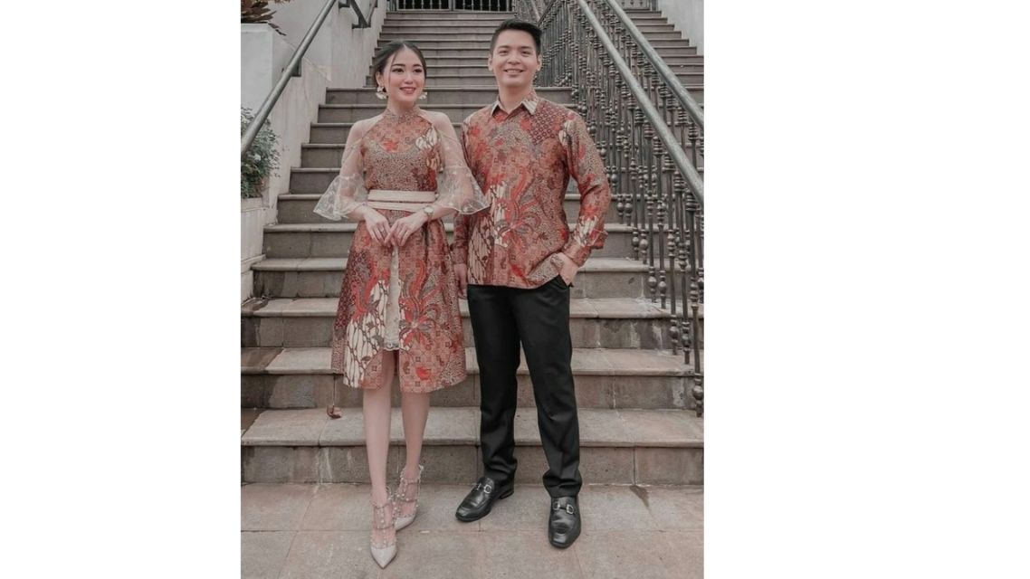 15 Ide Outfit Kondangan Couple Stylish, Serasi & Elegan 17 Outfit kondangan couple (1)