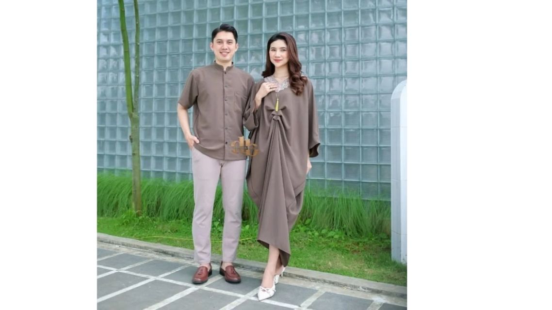 15 Ide Outfit Kondangan Couple Stylish, Serasi & Elegan 21