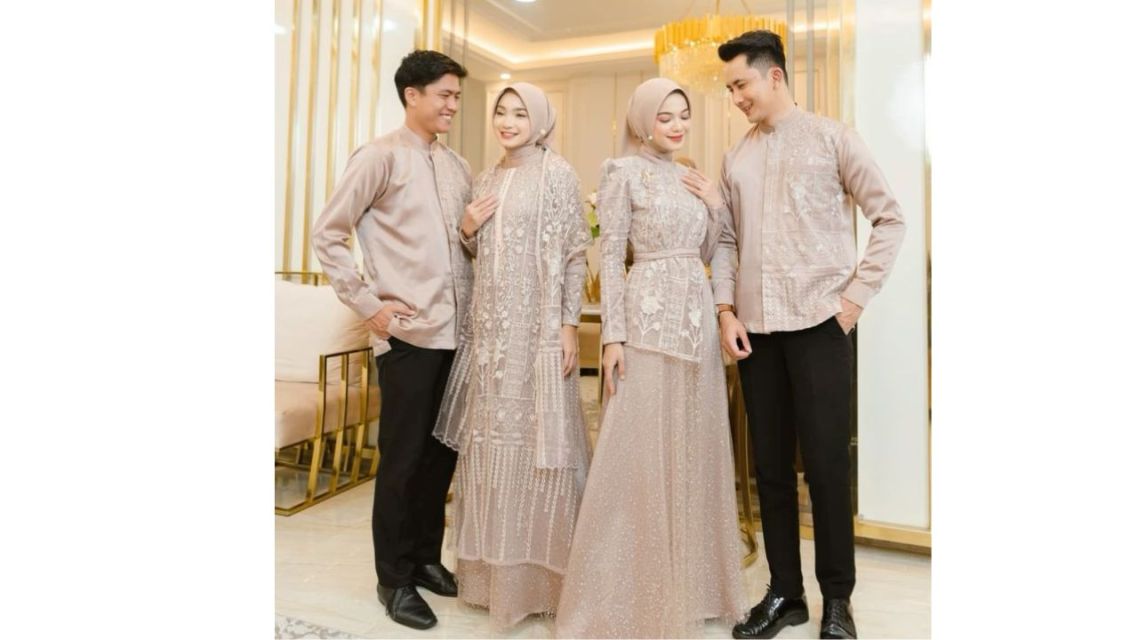 15 Ide Outfit Kondangan Couple Stylish, Serasi & Elegan 24 Outfit kondangan couple (8)