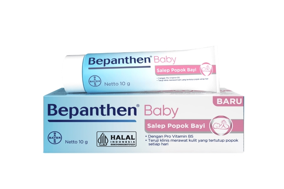 Favorit, Ini 9 Skincare untuk Bayi yang Aman untuk Lindungi Kulit Si Kecil 14 hipwee-Bepanthen Baby Ointment
