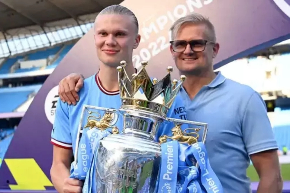 7 Fakta Erling Haaland, Bintang Norwegia yang Bersinar di Piala Dunia 2026 8 hipwee-ayah Erling Halaand, Alf-Inge Haaland