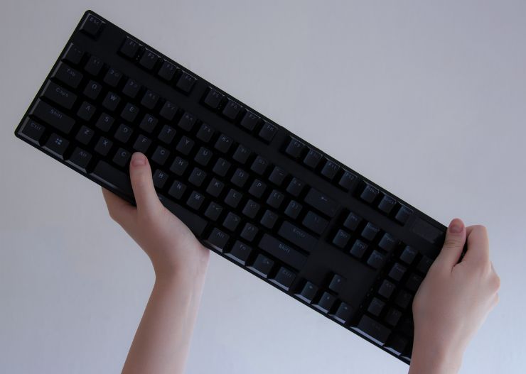 Keyboard Wireless vs Keyboard Wired di 2026, Pilih Mana? 19 perawatan dan daya tahan keyboard
