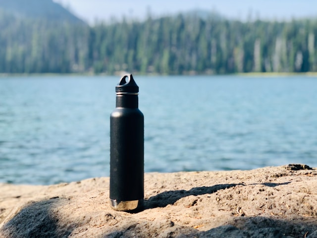 7 Rekomendasi Kado untuk Cowok yang Bermanfaat & Berkesan 9 tumbler premium