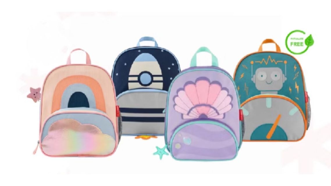 15 Tas Anak Perempuan untuk Jalan-Jalan yang Lucu & Praktis Bikin Si Kecil Makin Stylish 17 Tas Anak Perempuan untuk Jalan Jalan (1)